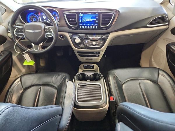 2017 CHRYSLER PACIFICA Touring L Plus — CKPT