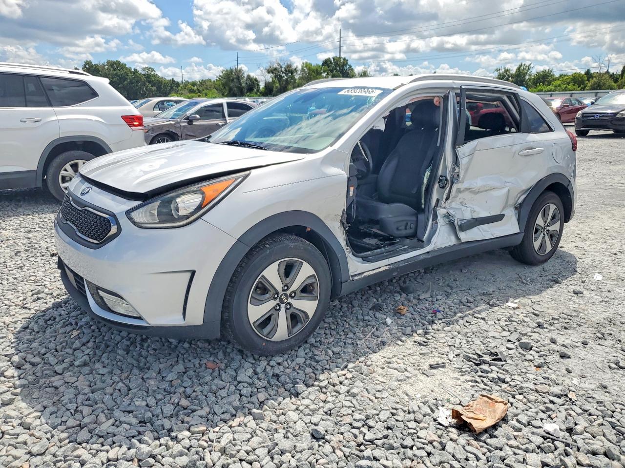 2019 KIA NIRO — Front 3/4