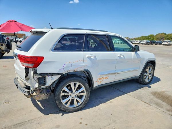 2013 JEEP CHEROKEE Laredo