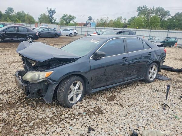 2014 TOYOTA CAMRY — DSFA — Front 3/4