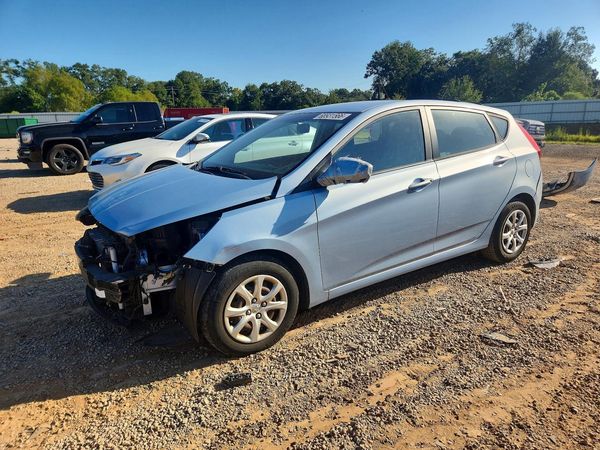 2014 HYUNDAI ACCENT — DSFA — Front 3/4