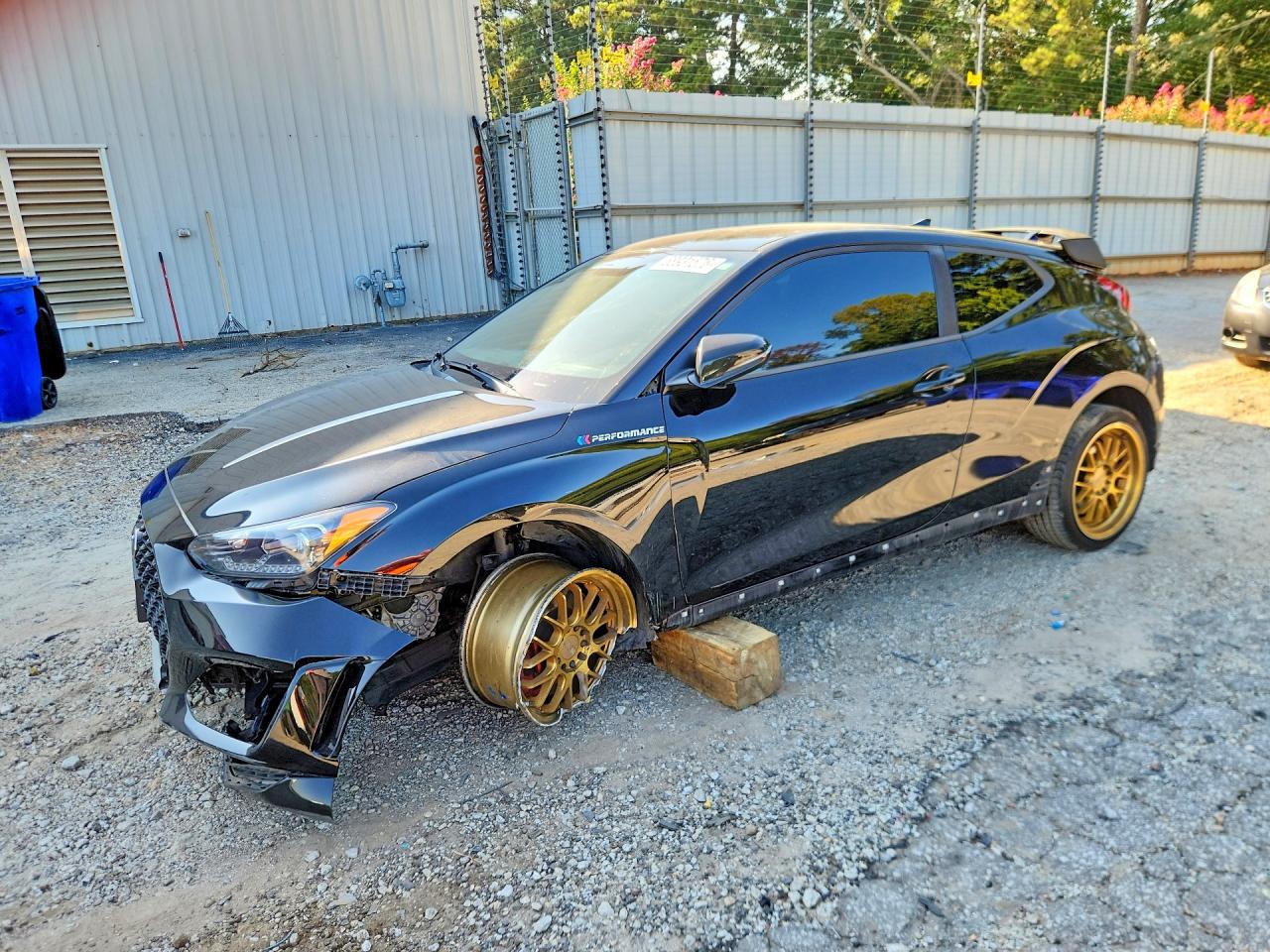2019 HYUNDAI VELOSTER — Front 3/4