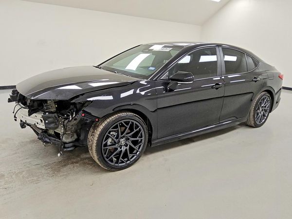 2025 TOYOTA CAMRY — DSFA — Front 3/4