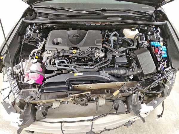 2025 TOYOTA CAMRY — Engine bay