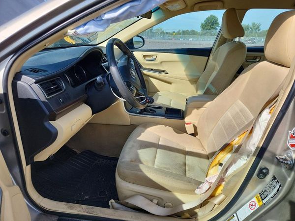 2016 TOYOTA CAMRY — DENT