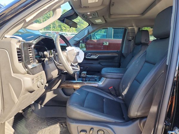 2026 CHEVROLET SILVERADO Trail Boss - LT — DENT