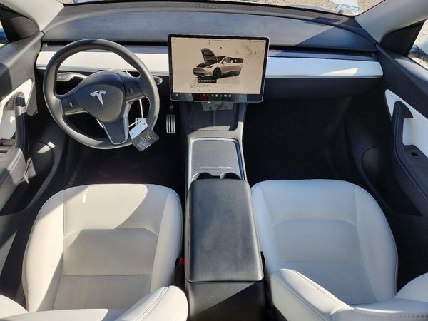 2022 TESLA MODEL Y