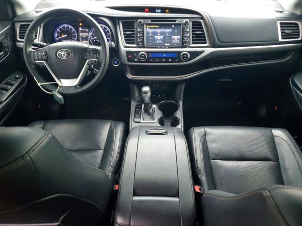 2019 TOYOTA HIGHLANDER — CKPT