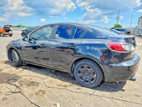 2013 MAZDA 3 Sport/GX