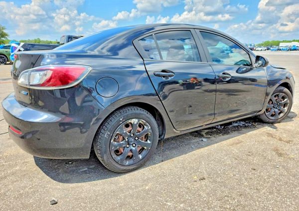 2013 MAZDA 3 Sport/GX