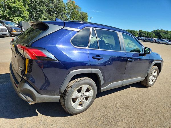 2019 TOYOTA RAV4 XLE / XLE Premium 4WD