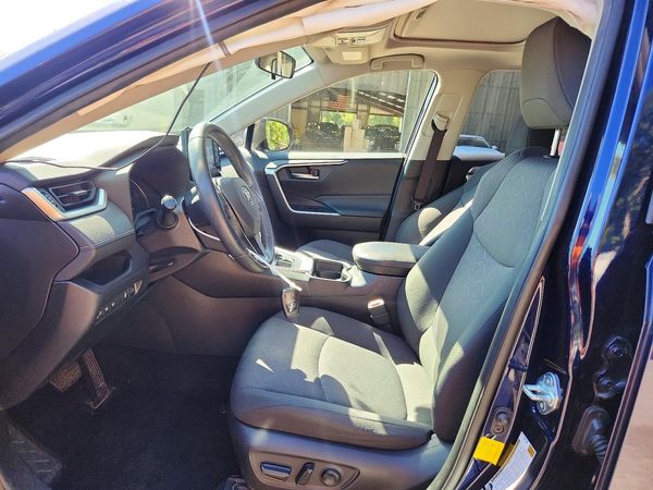2019 TOYOTA RAV4 XLE / XLE Premium 4WD