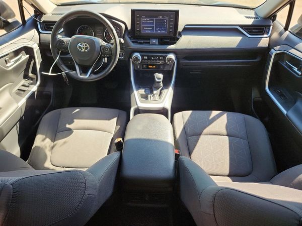 2019 TOYOTA RAV4 XLE / XLE Premium 4WD