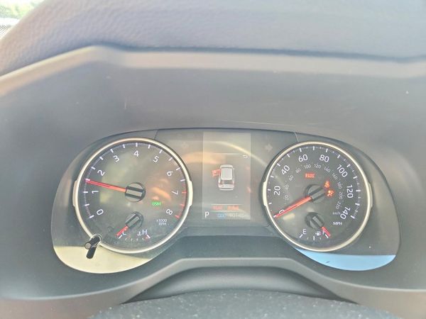 2019 TOYOTA RAV4 XLE / XLE Premium 4WD