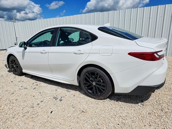 2026 TOYOTA CAMRY