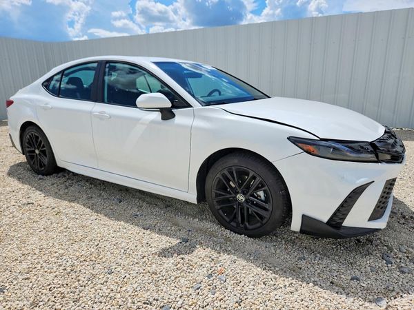 2026 TOYOTA CAMRY