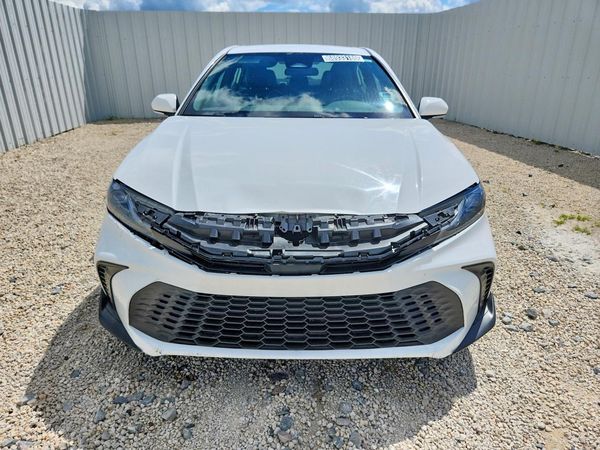 2026 TOYOTA CAMRY
