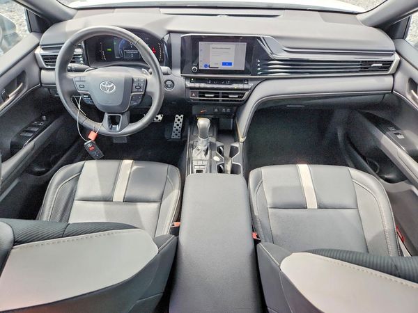 2026 TOYOTA CAMRY