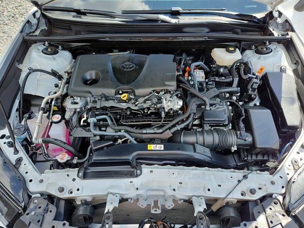 2026 TOYOTA CAMRY