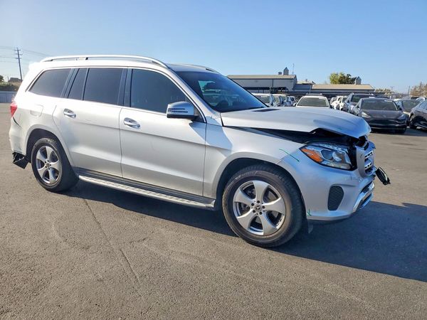 2017 MERCEDES-BENZ GLS GLS450-4M — Passenger 3/4