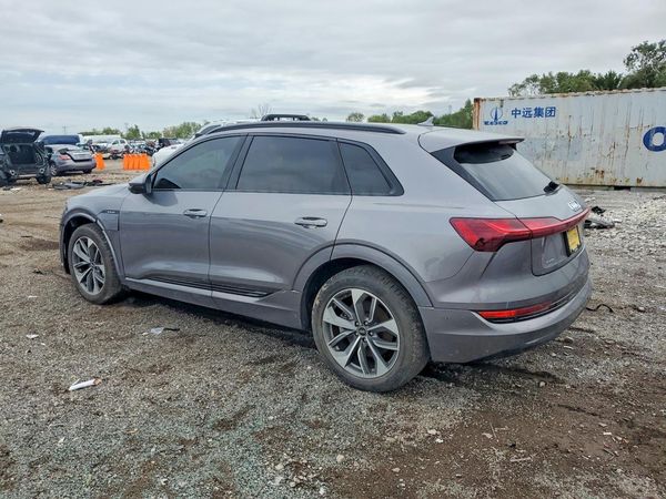 2021 AUDI E-TRON — DSRA