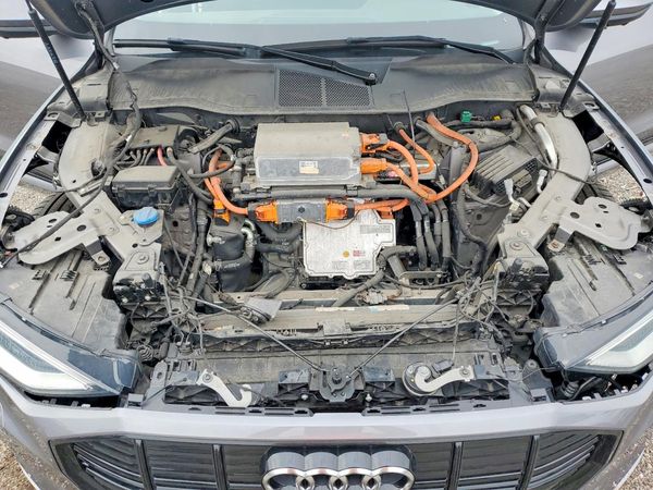 2021 AUDI E-TRON — Engine bay