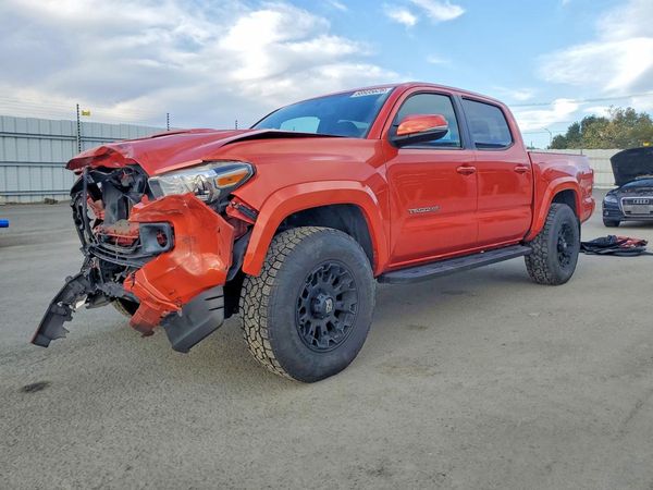 2017 TOYOTA TACOMA
