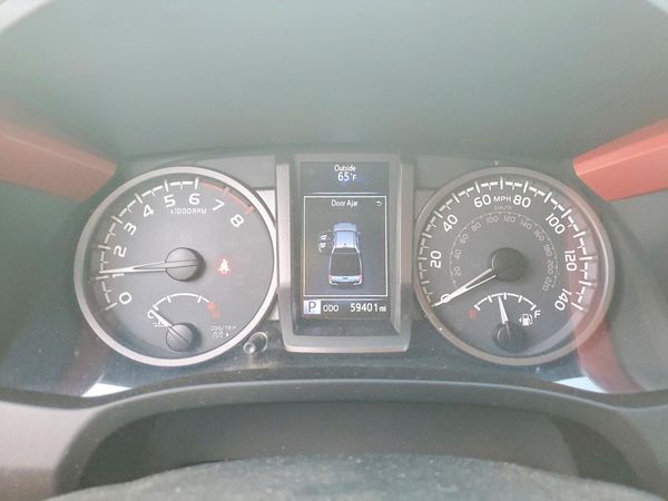 2017 TOYOTA TACOMA