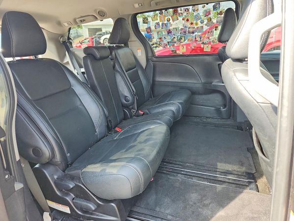 2015 TOYOTA SIENNA — PSRS