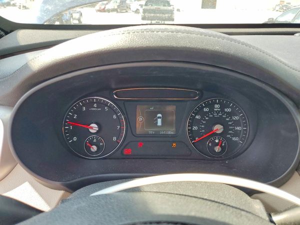 2017 KIA SORENTO L, LX