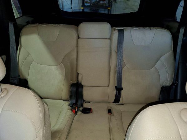 2015 JEEP CHEROKEE Latitude — SUVN