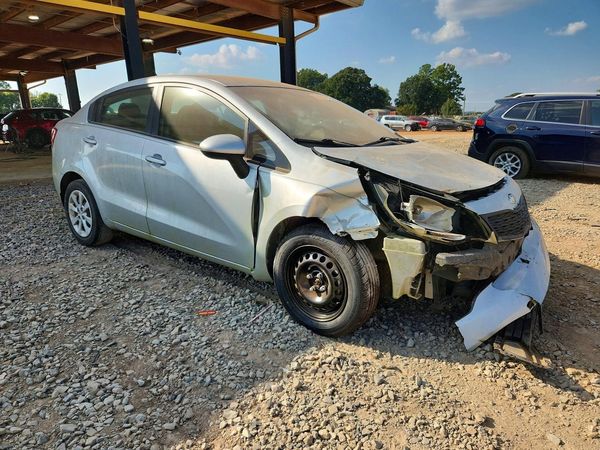 2014 KIA RIO — Passenger 3/4