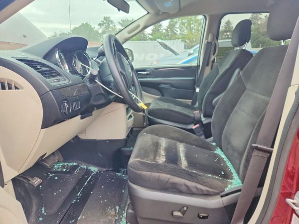 2018 DODGE GRAND CARAVAN — DENT