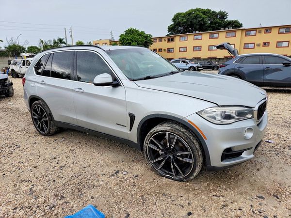 2015 BMW X5 — Passenger 3/4