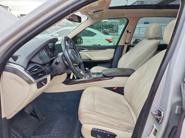 2015 BMW X5 — DENT