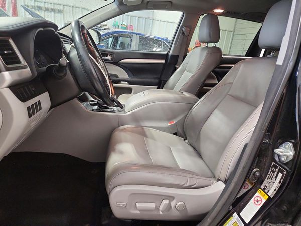 2016 TOYOTA HIGHLANDER Base/Hybrid — DENT