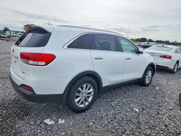2016 KIA SORENTO L / LX