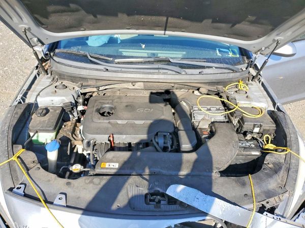 2015 HYUNDAI SONATA — Engine bay