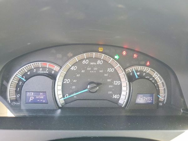2012 TOYOTA CAMRY — ODOM