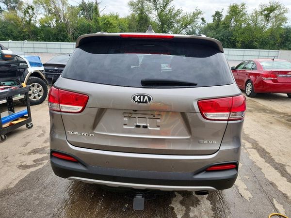 2018 KIA SORENTO EX
