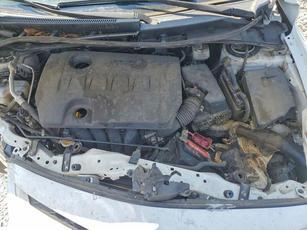 2012 TOYOTA COROLLA — Engine bay