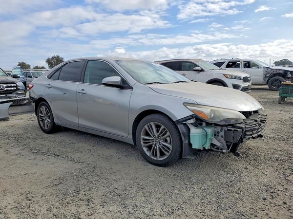 2016 TOYOTA CAMRY