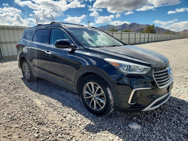 2017 HYUNDAI SANTA FE — Passenger 3/4