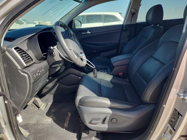 2020 HYUNDAI TUCSON