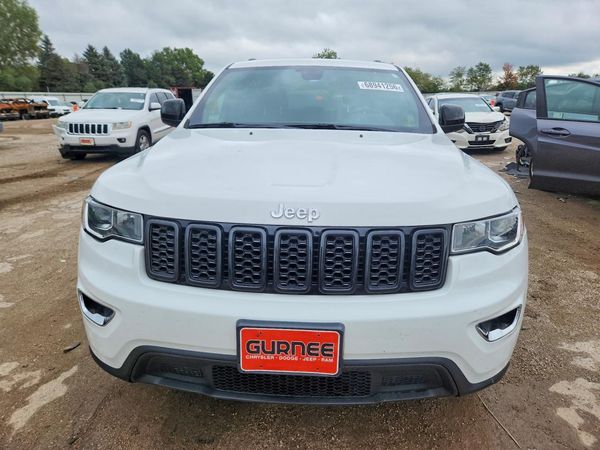 2019 JEEP CHEROKEE Laredo