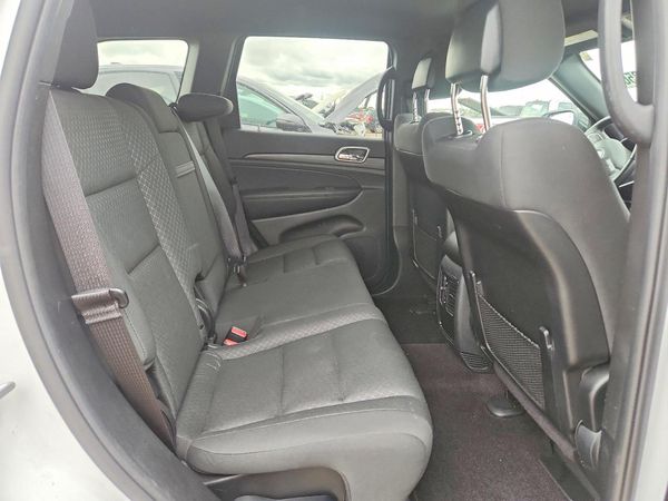 2019 JEEP CHEROKEE Laredo