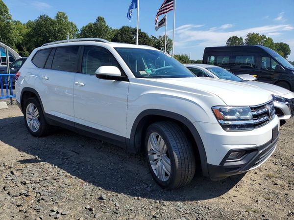2019 VOLKSWAGEN ATLAS 4Motion SE — Passenger 3/4