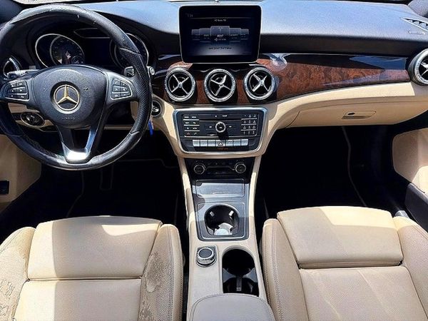 2018 MERCEDES-BENZ CLA