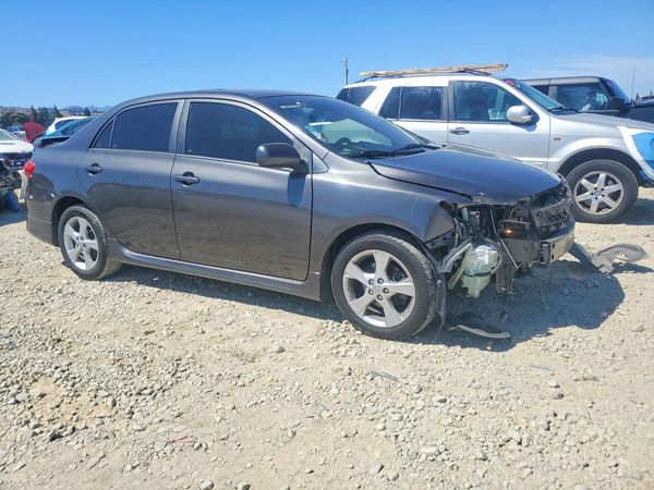 2012 TOYOTA COROLLA