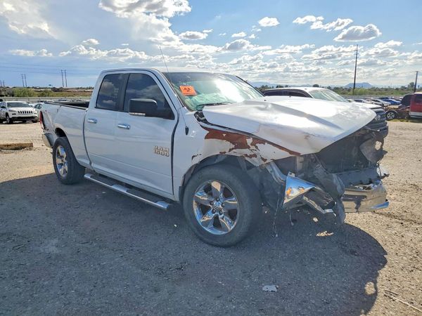 2016 RAM 1500 SLT — Passenger 3/4